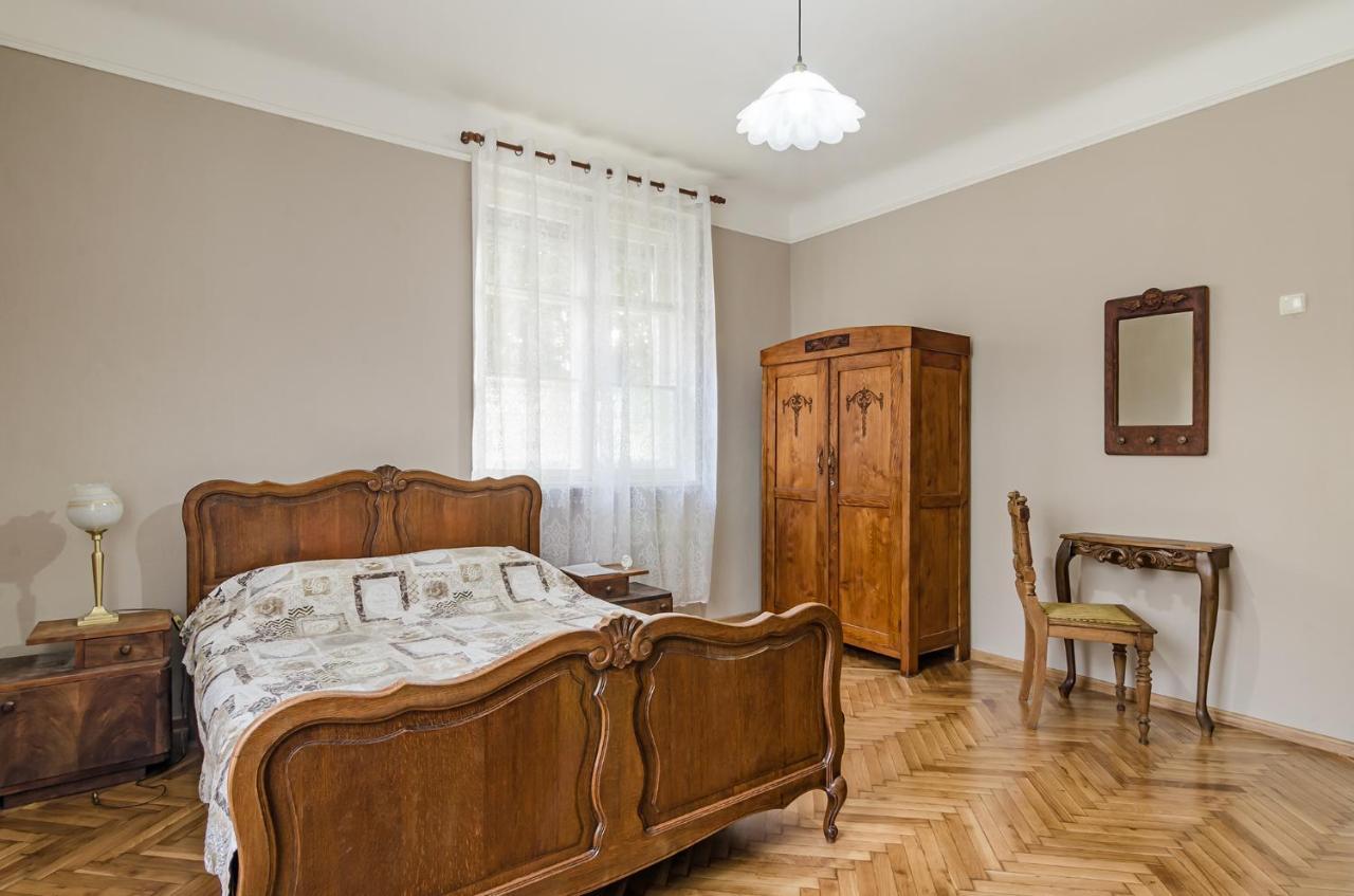 Appartamento Апартамент Жасмин Varna Esterno foto